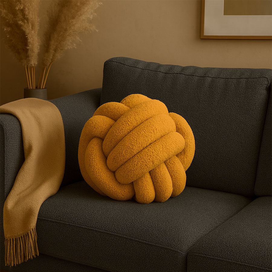Cozy Knot Kussen