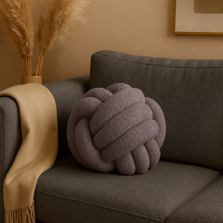 Cozy Knot Kussen