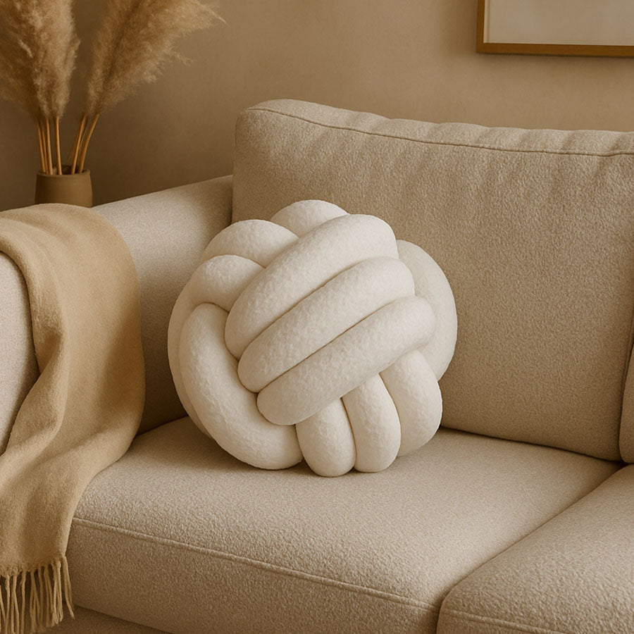 Cozy Knot Kussen